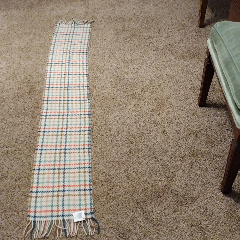 Coach NWT New scarf plaid 80% wool 80% cashmere multicolor winter tattrsl long